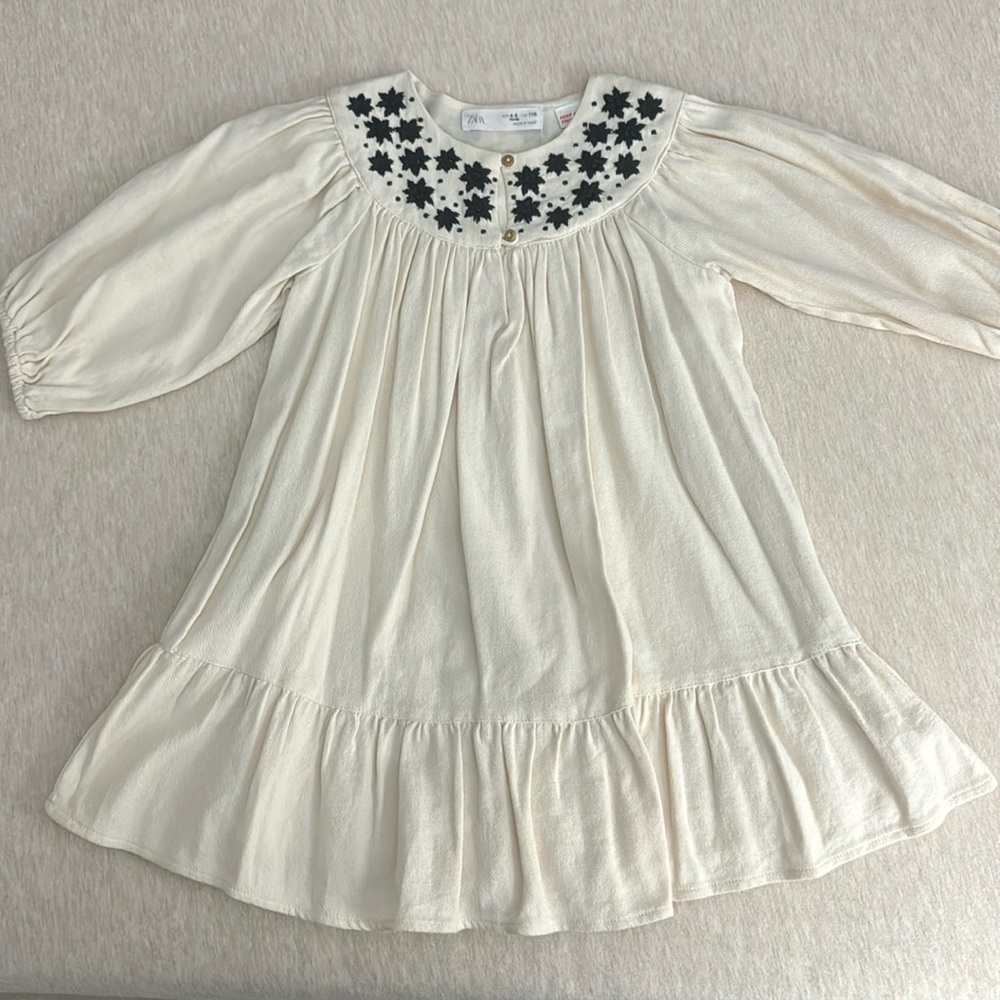 Zara floral embroidered dress